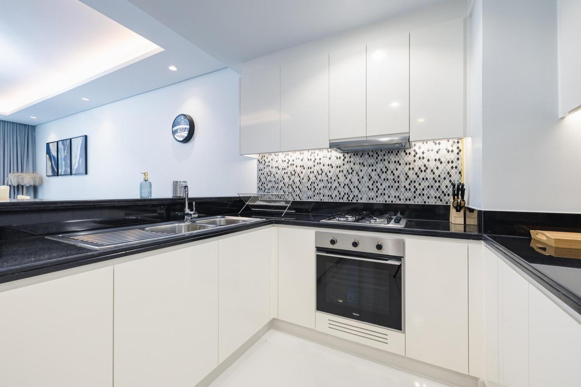 Ferienwohnung Aliving Luxe 2Br With Burj Khalifa View Infinity Pool Midtown-4704 Dubai Exterior foto